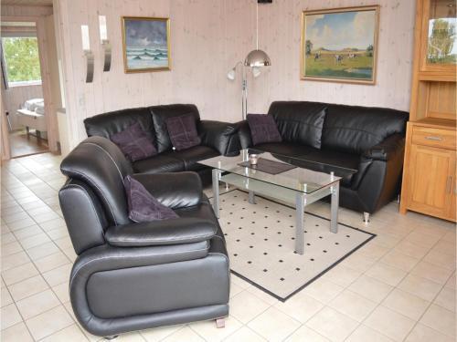 Three-bedroom Holiday Home In Romo