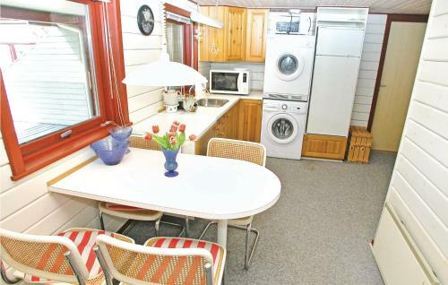 Three-bedroom Holiday Home In Romo