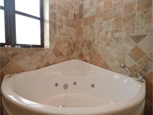 Three-bedroom Holiday Home In Vaggerlose