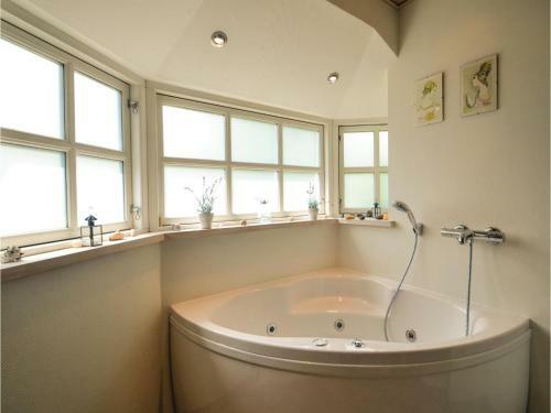 Two-bedroom Holiday Home In Vaggerlose