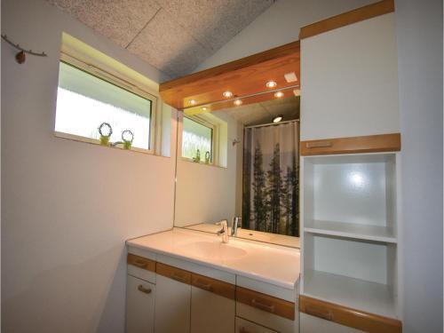 Two-bedroom Holiday Home In Vaggerlose
