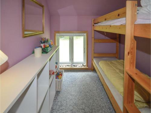 Three-bedroom Holiday Home In Vaggerlose