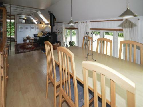 Three-bedroom Holiday Home In Vaggerlose