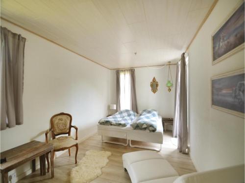 Three-bedroom Holiday Home In Vaggerlose