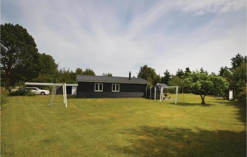 Three-bedroom Holiday Home In Vaggerlose