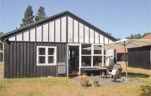 Two-bedroom Holiday Home In Vaggerlose