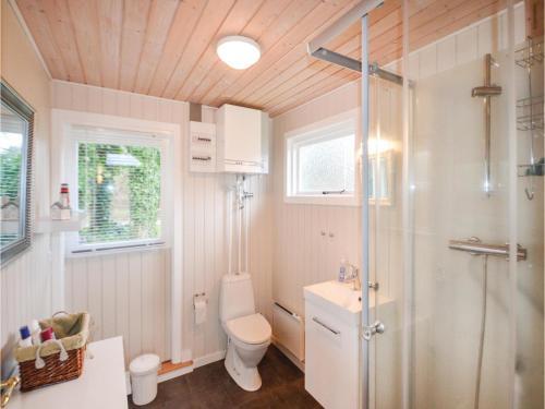 Three-bedroom Holiday Home In Vaggerlose