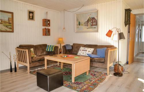 Three-bedroom Holiday Home In Esbjerg V