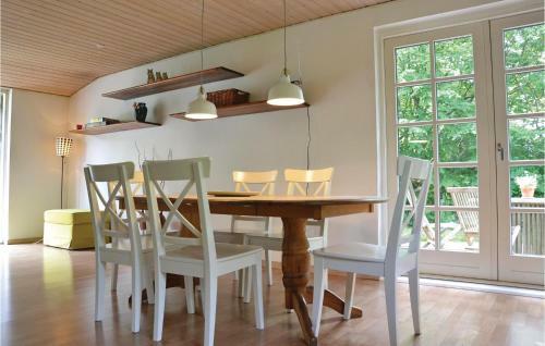 Two-bedroom Holiday Home In Frederiksvark