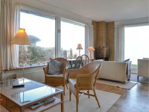 Three-bedroom Holiday Home In Gilleleje