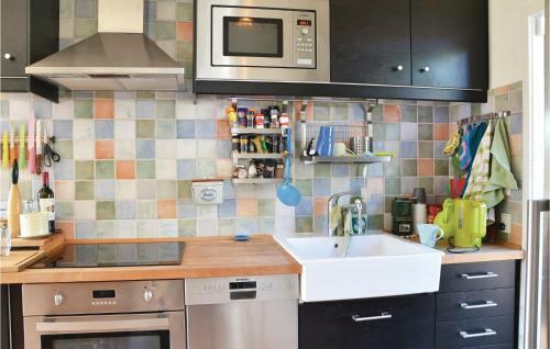 Three-bedroom Holiday Home In Gilleleje