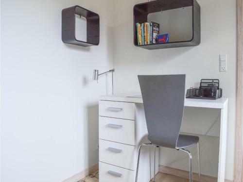Three-bedroom Holiday Home In Gilleleje