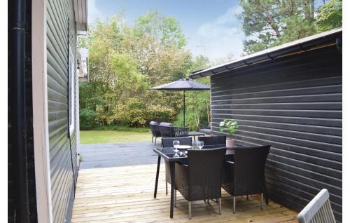 Three-bedroom Holiday Home In Gilleleje