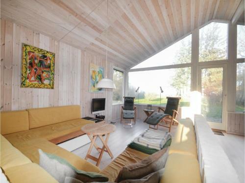 Two-bedroom Holiday Home In Grenaa
