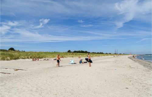 Three-bedroom Holiday Home In Grenaa