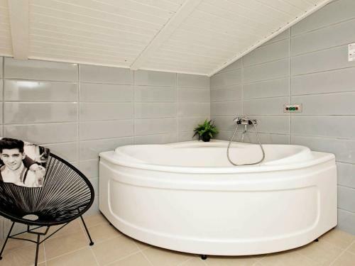 Holiday Home Monasvej
