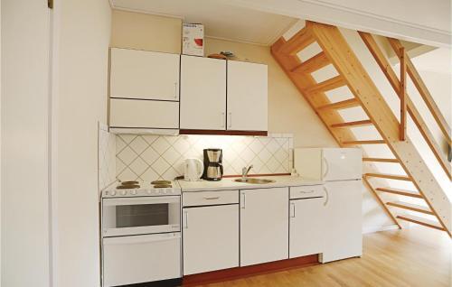 Two-bedroom Apartment In Gudhjem