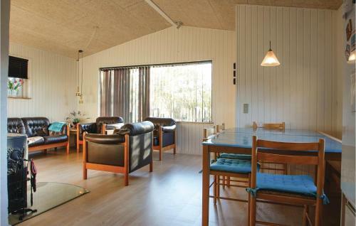 Three-bedroom Holiday Home In Haderslev