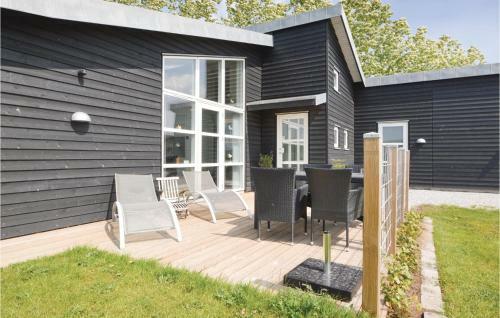 Three-bedroom Holiday Home In Haderslev