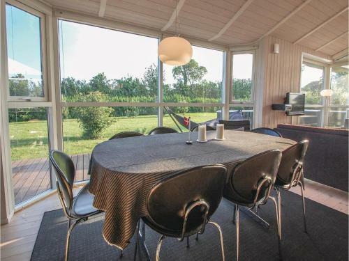Three-bedroom Holiday Home In Haderslev