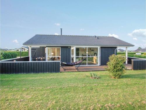 Three-bedroom Holiday Home In Haderslev