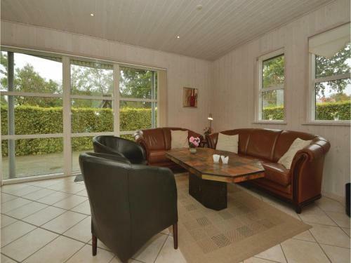 Three-bedroom Holiday Home In Haderslev