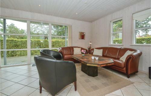 Three-bedroom Holiday Home In Haderslev