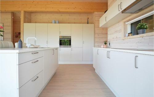 Four-bedroom Holiday Home In Haderslev