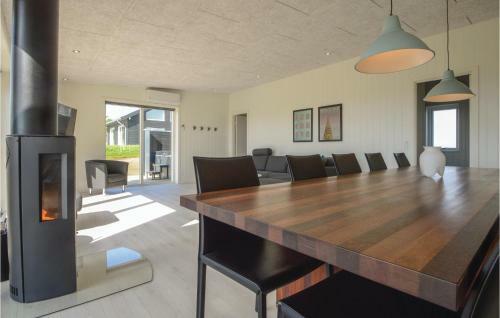 Three-bedroom Holiday Home In Haderslev