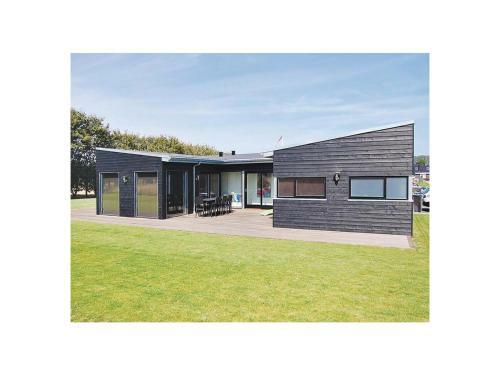 Four-bedroom Holiday Home In Haderslev