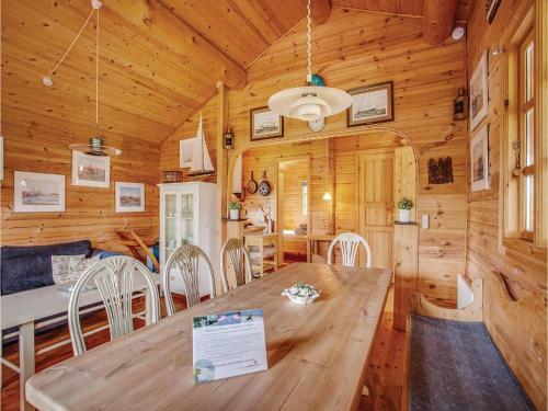 Two-bedroom Holiday Home In Hals