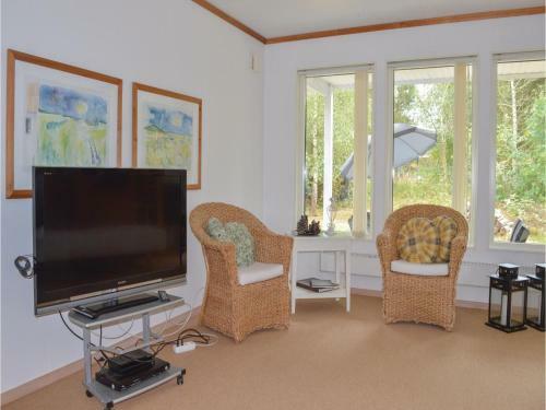 Three-bedroom Holiday Home In Hals