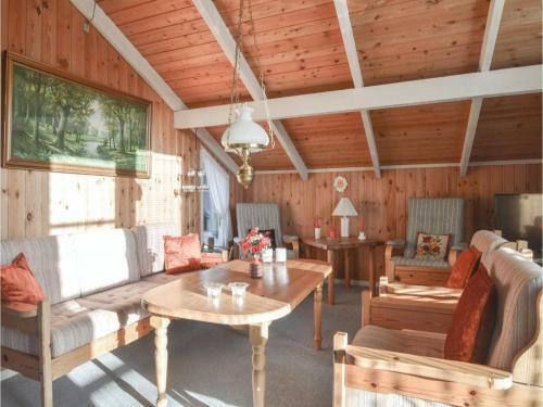 Three-bedroom Holiday Home In Hjorring