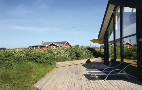Three-bedroom Holiday Home In Hjorring