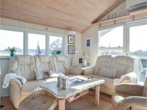 Three-bedroom Holiday Home In Hjorring