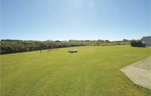 Three-bedroom Holiday Home In Hjorring