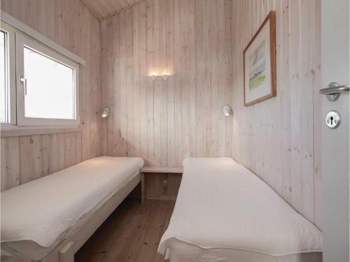 Three-bedroom Holiday Home In Hjorring