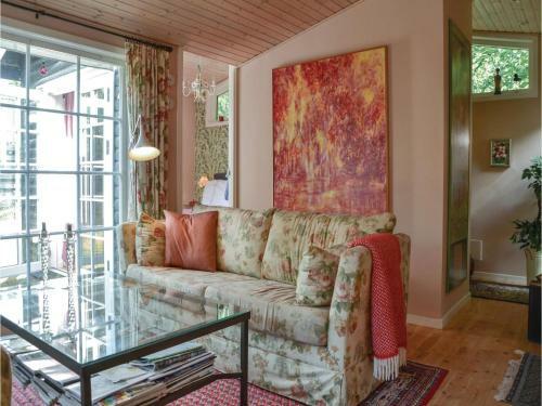 Three-bedroom Holiday Home In Hornbak