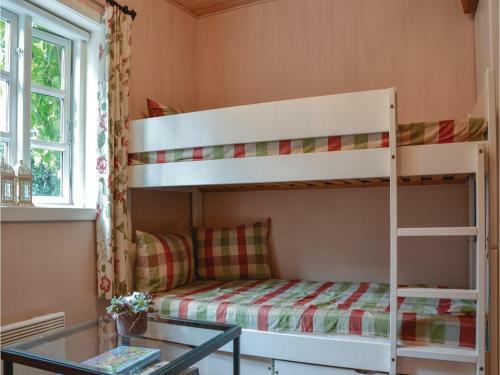 Three-bedroom Holiday Home In Hornbak
