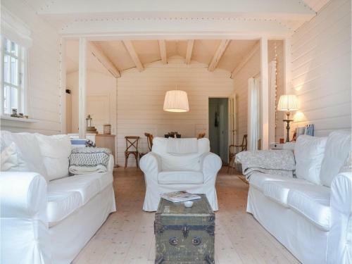 Three-bedroom Holiday Home In Hornbak