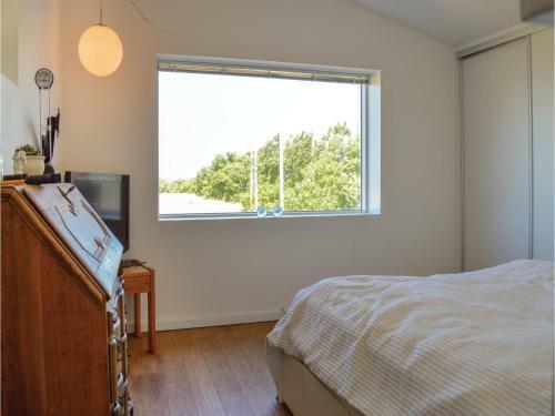 Three-bedroom Holiday Home In Hundested