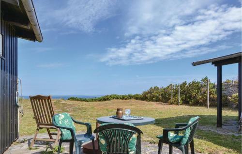 Three-bedroom Holiday Home In Hundested
