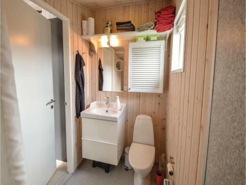 Two-bedroom Holiday Home In Juelsminde