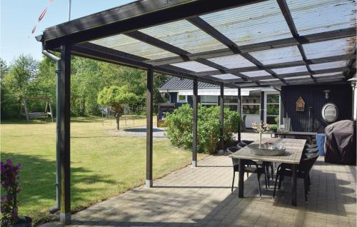 Three-bedroom Holiday Home In Juelsminde