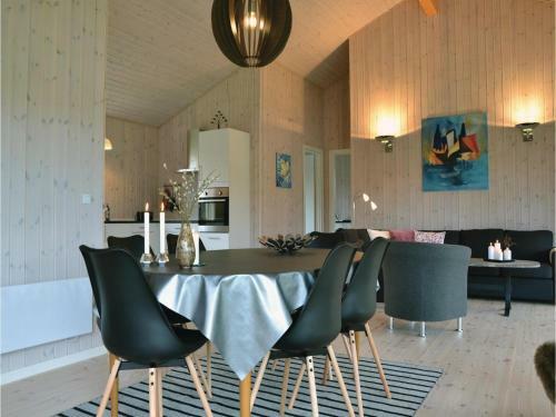 Two-bedroom Holiday Home In Jagerspris