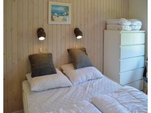 Three-bedroom Holiday Home In Jagerspris