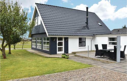 Three-bedroom Holiday Home In Lemvig
