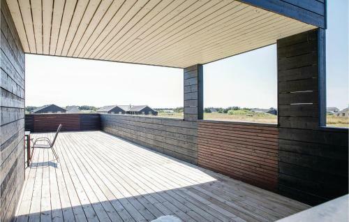 Three-bedroom Holiday Home In Lokken