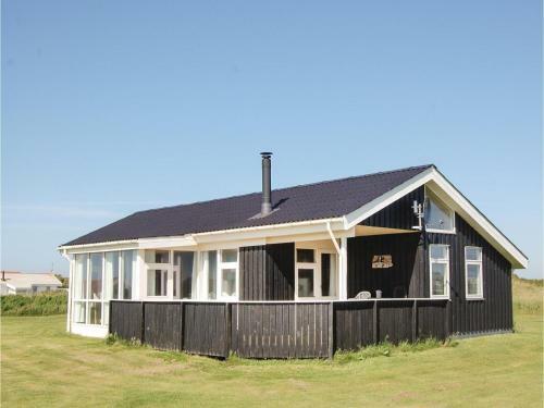 Three-bedroom Holiday Home In Lokken