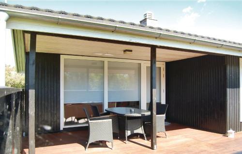 Three-bedroom Holiday Home In Lokken